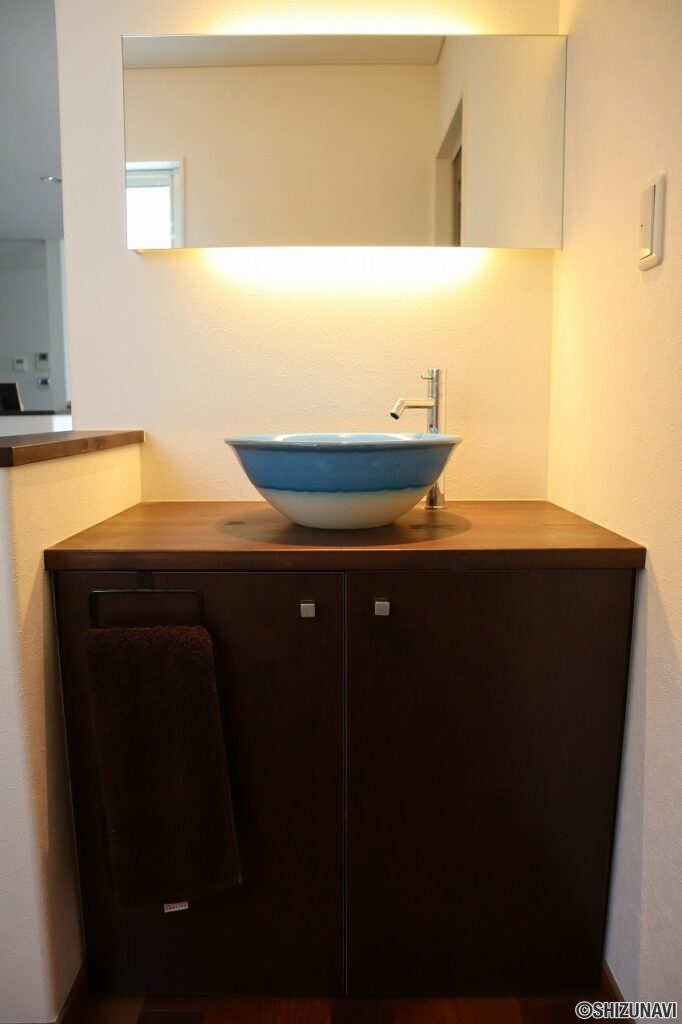 「2Fトイレ横（廊下）洗面台」
