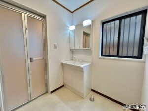 富士宮市小泉戸建脱衣所