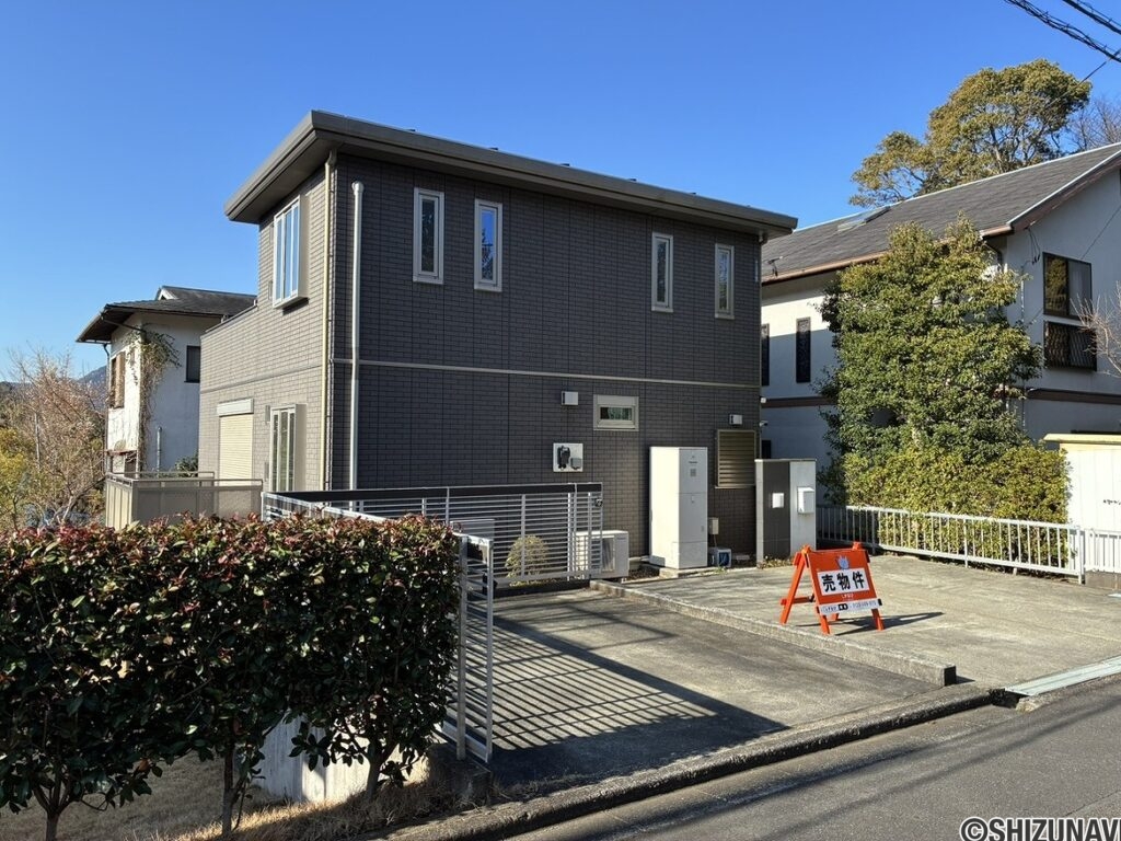 伊豆の国市南條　セキスイハイム中古住宅　外観