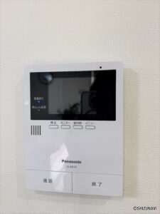 モニター付きインターホンの為、急な来客時も安心です♪