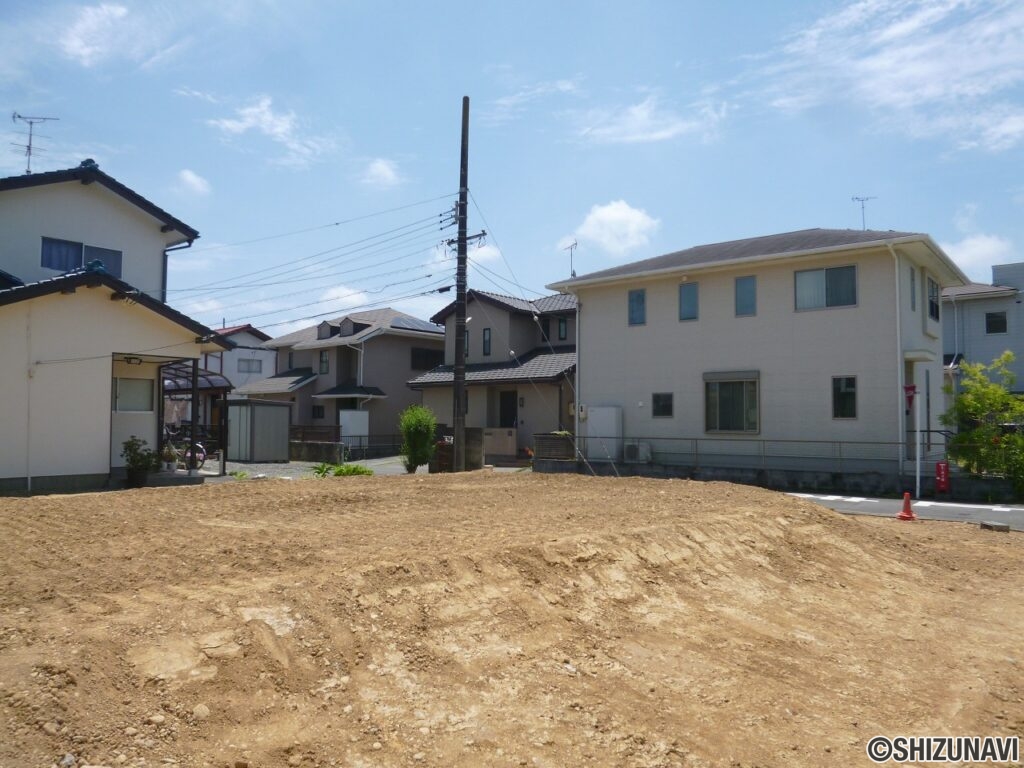 敷地西側からの写真