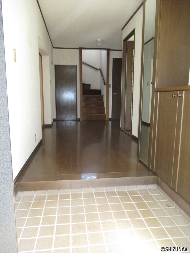 ハイム　ドマーニ　三島市栄町　内観
