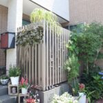 「テラス」リビングからテラスへ出れる造りです。天気の良い休日には外でゆっくりしてみては？