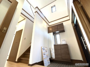 三ツ沢玄関ホール