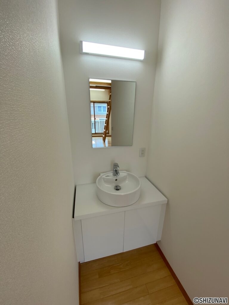 ２階にいても身だしなみを整える事が出来ます！