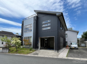 【中古住宅】浜松市浜名区染地台二丁目　ガレージハウスの物件画像