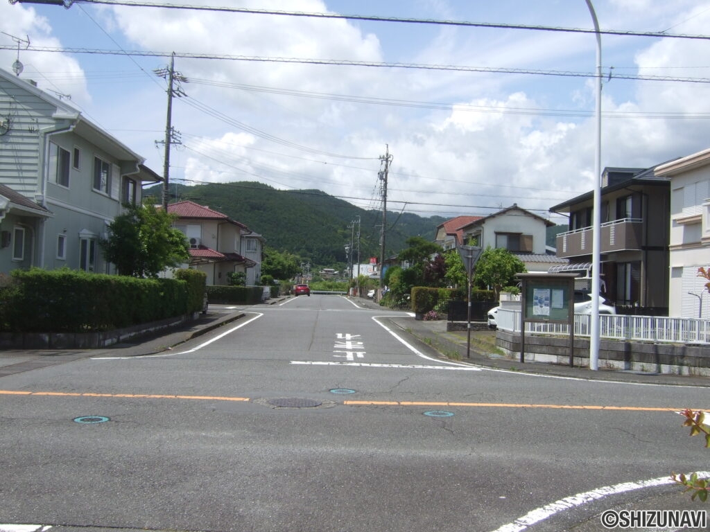 富士市中野台一丁目土地外観7