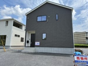 新築分譲住宅　富士宮市大岩第15　2号棟の物件画像
