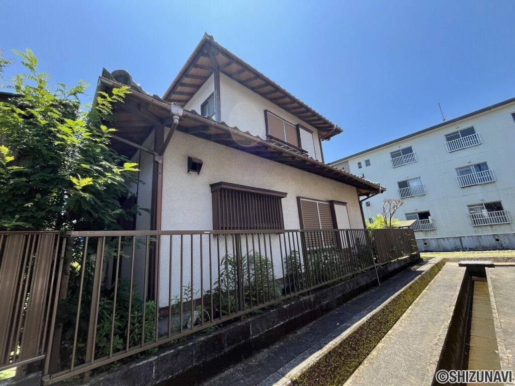 御殿場市新橋に60坪以上の住宅用地が出ました！の画像