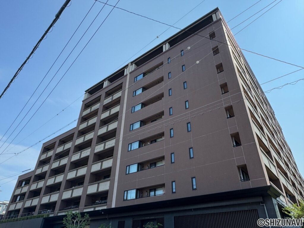 マンション全景