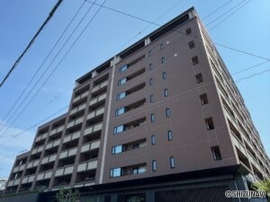 マンション全景