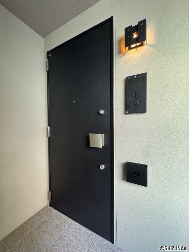 玄関ドア