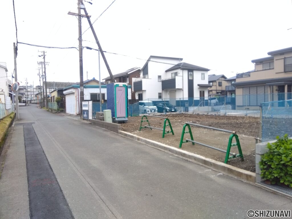 前面道路(東→西)