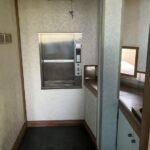 【1，2階部分飲食店利用】浜松市中央区鴨江4丁目　中古住宅　鉄骨造3階建ての画像