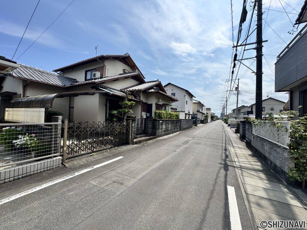 北東側