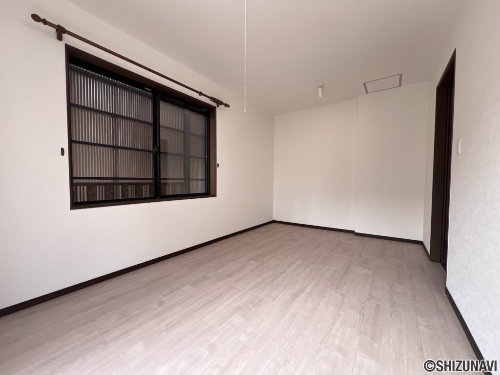 【リフォーム済/仲介手数料不要】駿河区寿町　一条工務店施工　6SLDKの広々とした室内の画像