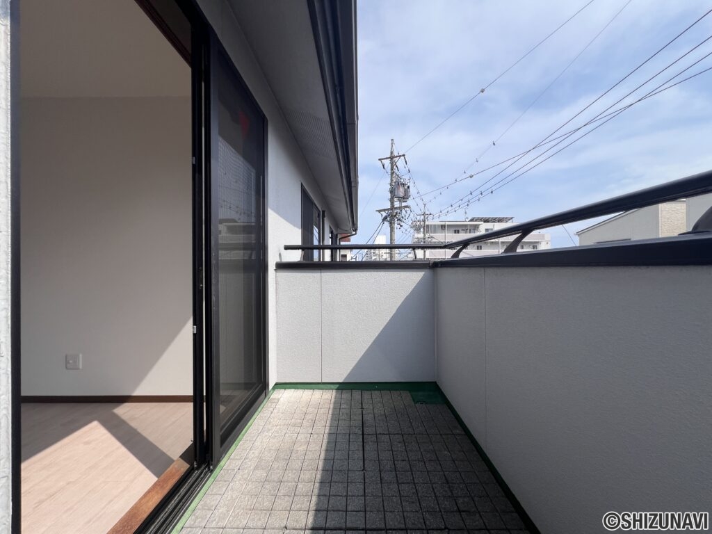 【リフォーム済/仲介手数料不要】駿河区寿町　一条工務店施工　6SLDKの広々とした室内の画像