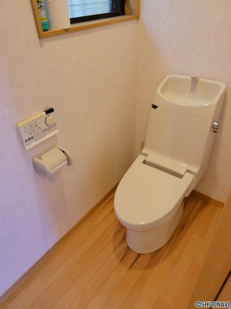 1階トイレ