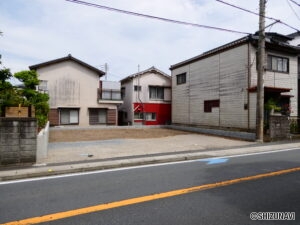 前面道路から