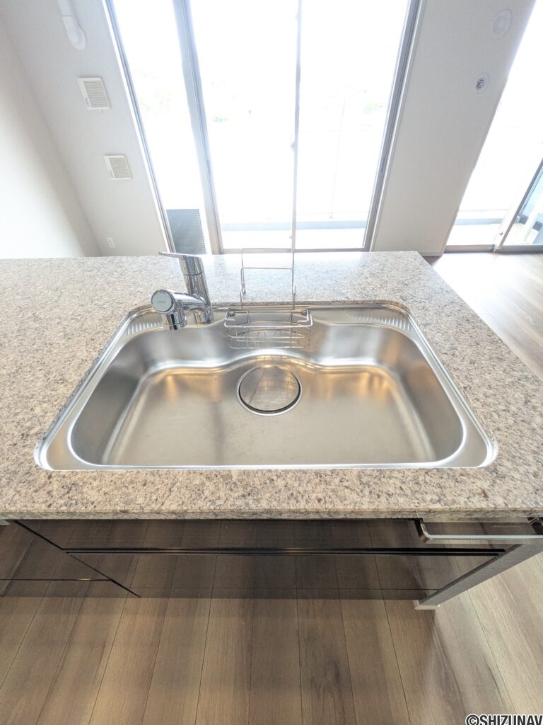 【キッチン】水道はカートリッジ式の浄水器付きです！