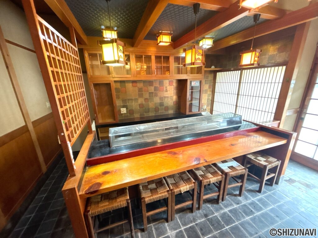 三島市芙蓉台　店舗　外観