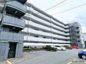 【マンション外観】別角度です。