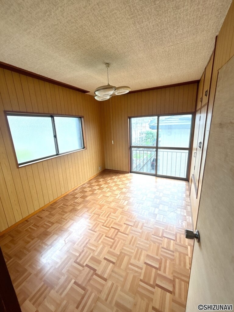 三島市芙蓉台　店舗　外観