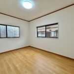 富士宮市小泉戸建て洋室4