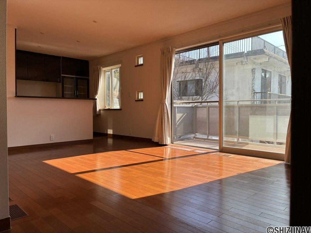 伊豆の国市南條　セキスイハイム中古住宅　内観