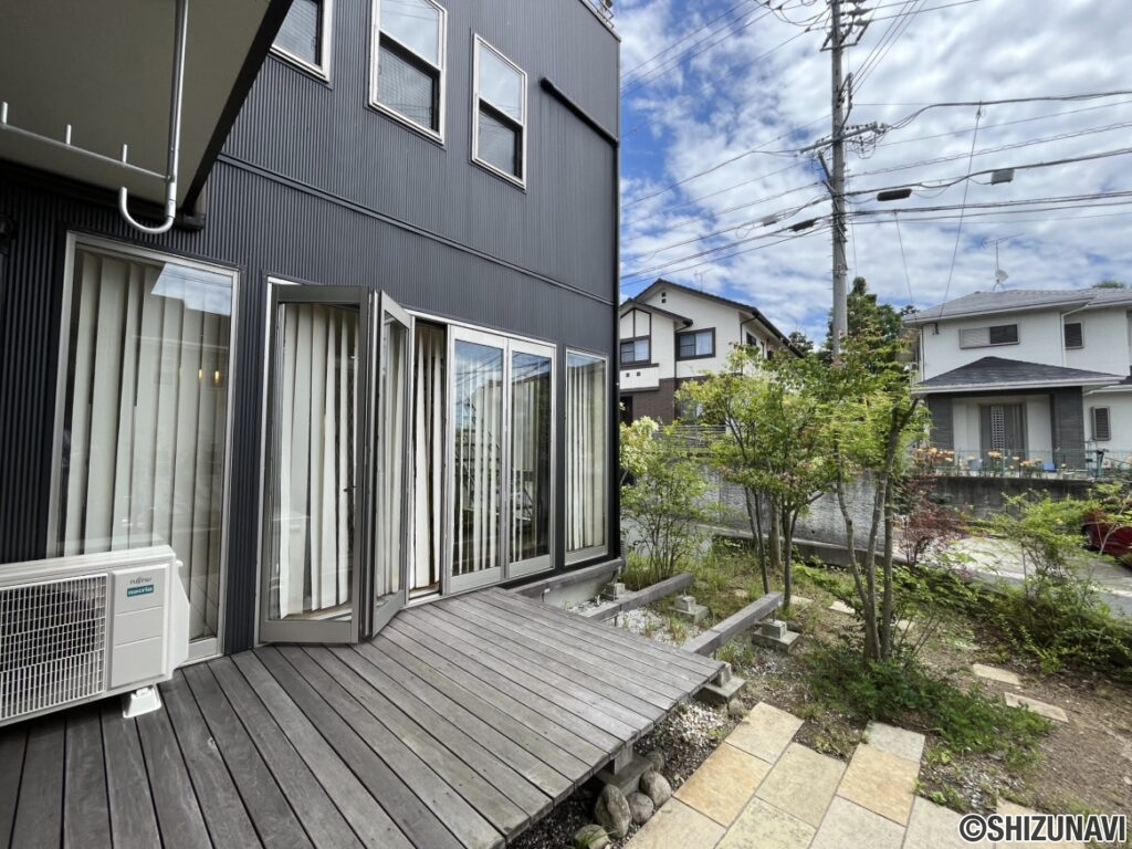 【中古住宅】浜松市浜名区染地台二丁目　ガレージハウスの画像