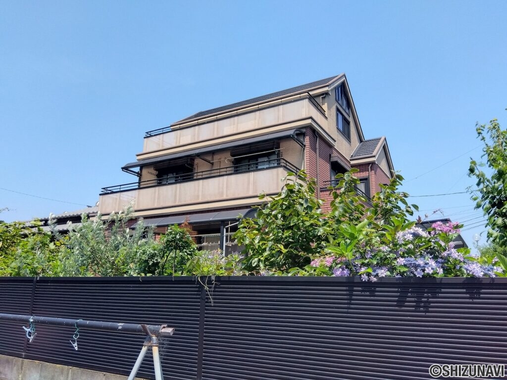 富士市水戸島　中古住宅　外観