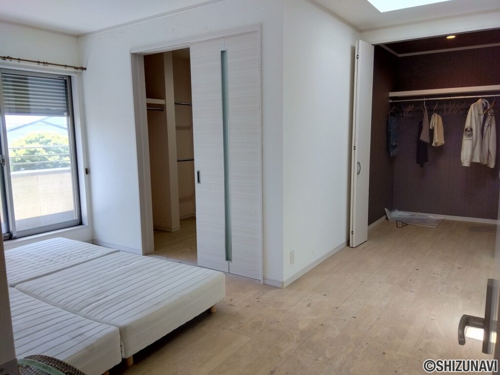 裾野市富沢　中古住宅　室内
