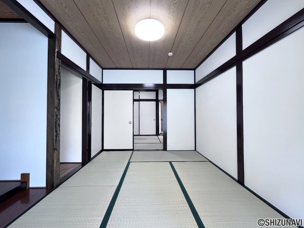 1階和室　別角度です。