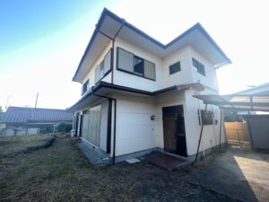 富士市入山瀬に１００坪超えの土地（古家付き）が出ました。解体更地渡しの画像