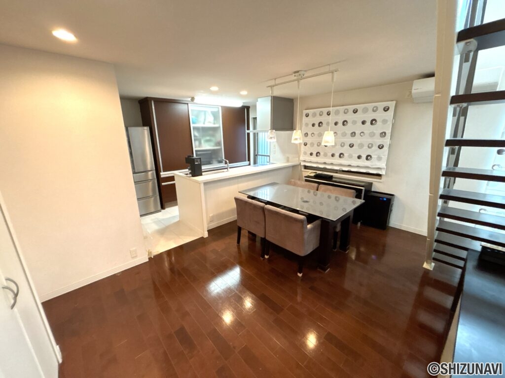 御殿場市神山　戸建　内観