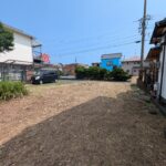 北西角から道路
