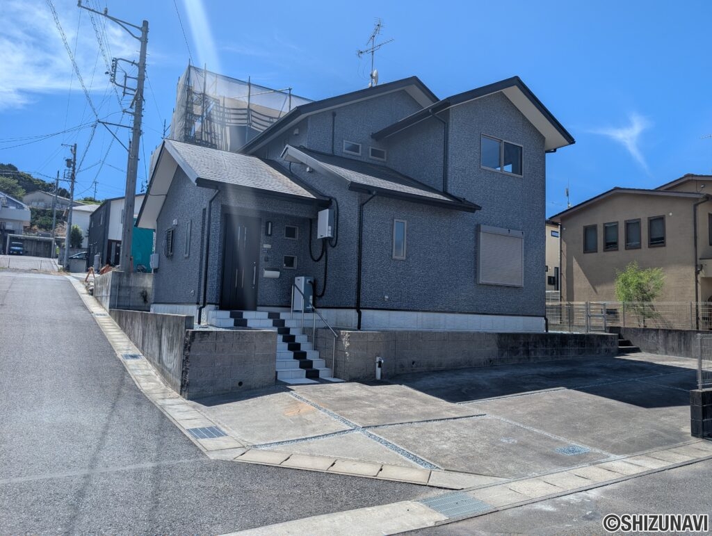 【仲介手数料不要！】静岡市駿河区国吉田　小・中学校近くのリフォーム済の4LDK♪の画像