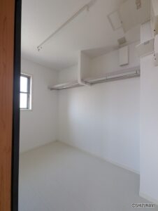 【仲介手数料不要！】静岡市駿河区国吉田　小・中学校近くのリフォーム済の4LDK♪の画像