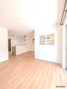 【仲介手数料不要！】静岡市駿河区国吉田　小・中学校近くのリフォーム済の4LDK♪の画像