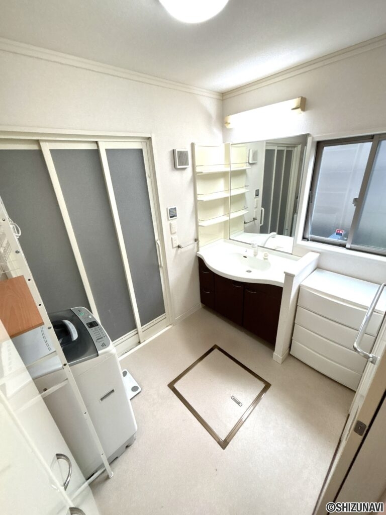 御殿場市神山　戸建　内観