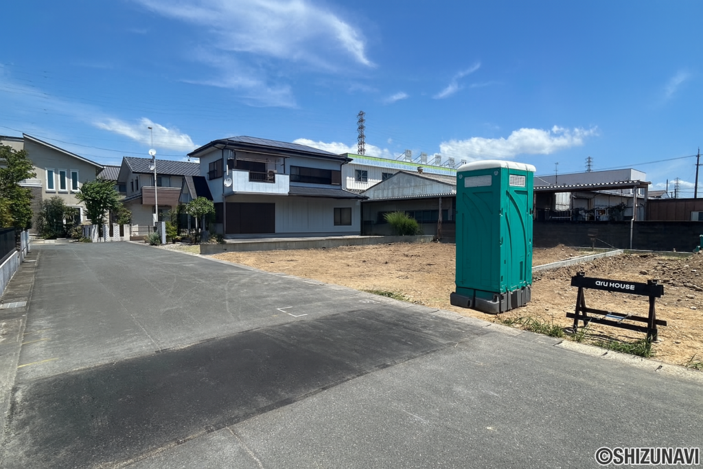 前面道路(南→北)