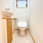 1階トイレ。新品に交換いたしました。