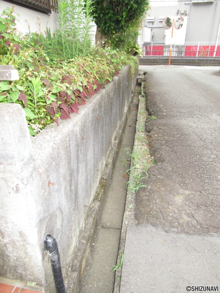 函南町塚本　古家付土地　外観