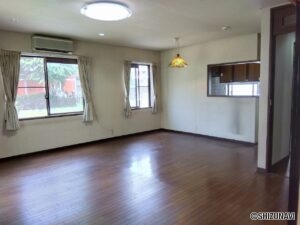富士市今泉八丁目　中古住宅　室内