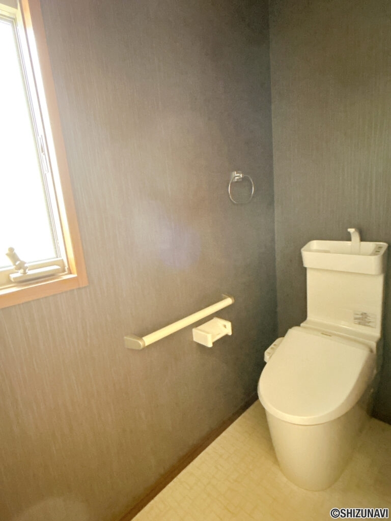 2階トイレです