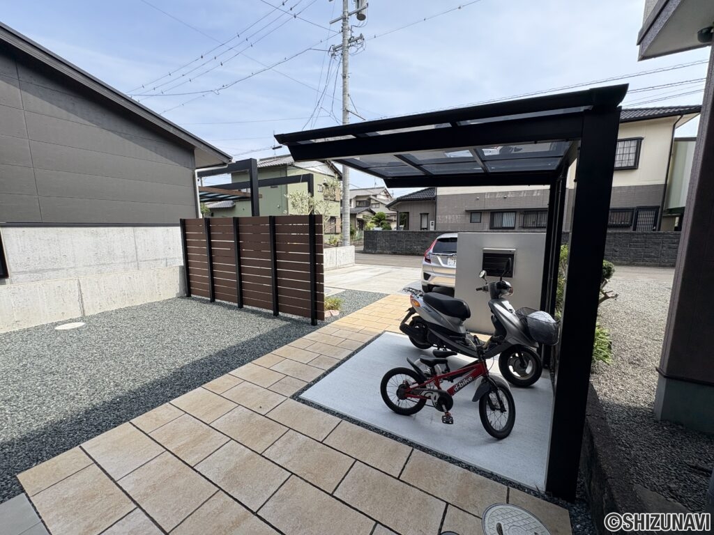 バイク置き場