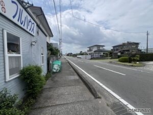 西側道路