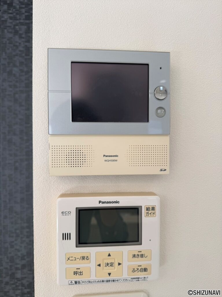 テレビインターホンも備わっております♪