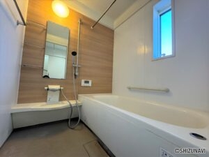 浴室も高級感がございます♪