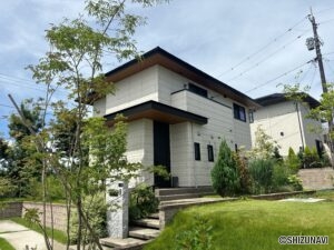 三島市塚原新田　大和ハウス施工　リビングから富士山の眺望の物件画像
